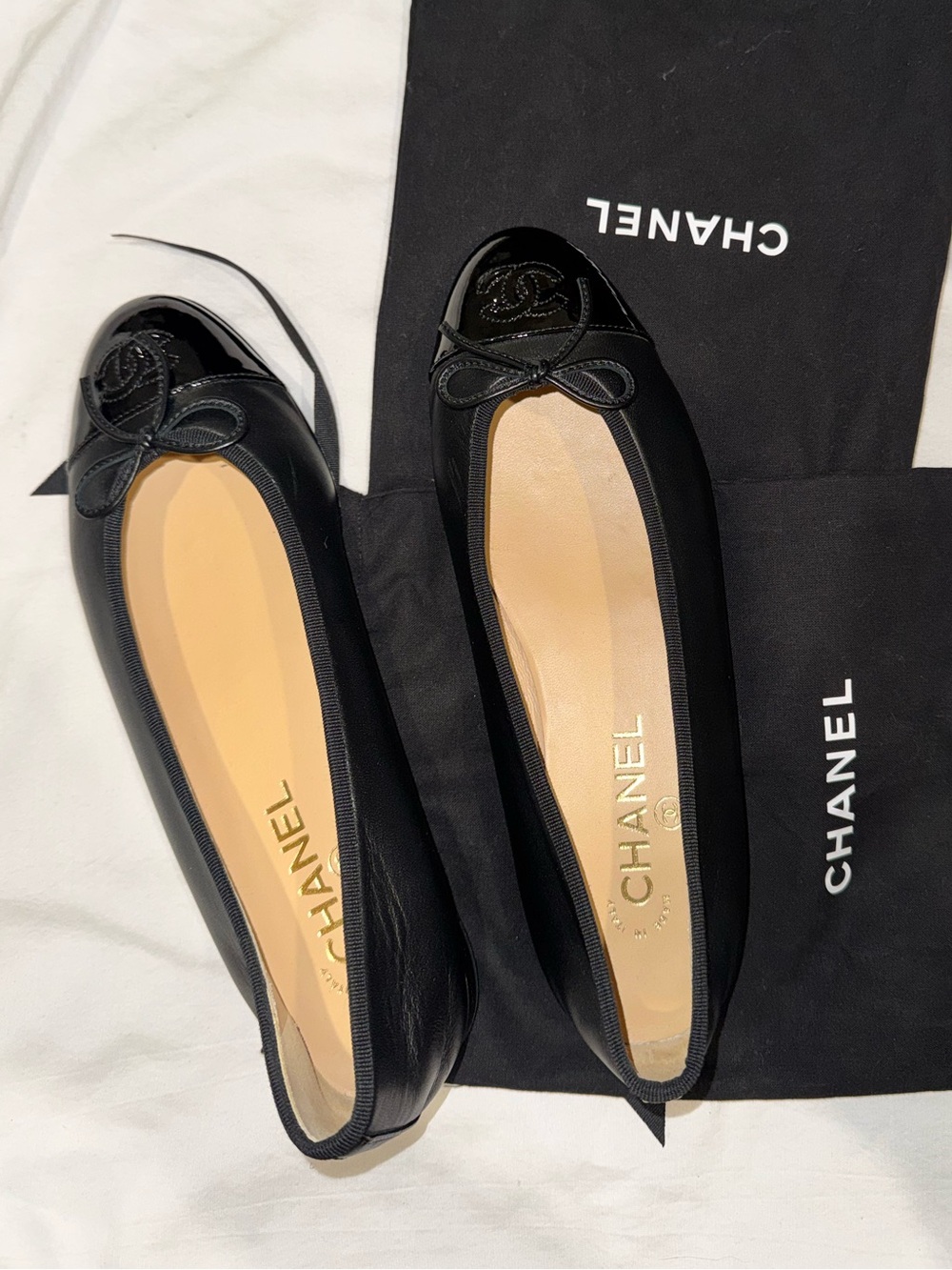 CHANEL Black Leather & Patent Cap-Toe Ballet Flats - Picture 2 of 7